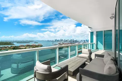 1000 S Pointe Dr #3802, Miami Beach, FL 33139