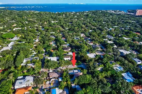 4160 Grove St, Miami, FL 33133