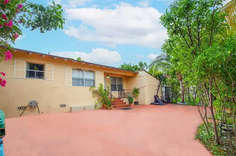 2110 SW 19th Ter, Miami, FL 33145