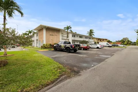 6740 Arbor Dr #201, Miramar, FL 33023