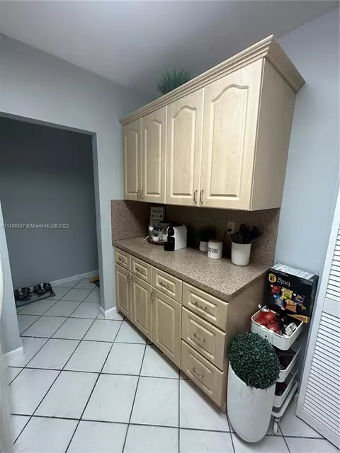 460 E 23rd St #207, Hialeah, FL 33013 photo 7