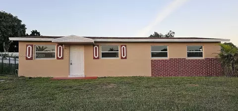 11955 SW 181st Ter, Miami, FL 33177