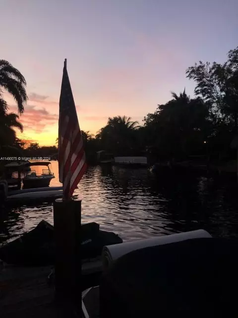 2619 Liberty St, Hollywood, FL 33020