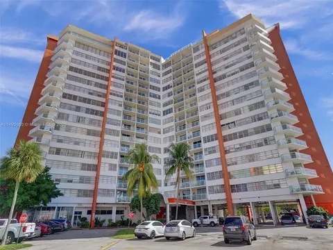 1351 NE Miami Gardens Dr #1205E, Miami, FL 33179