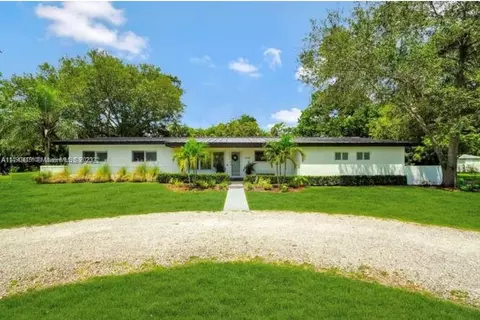 12100 SW 69th Ct, Pinecrest, FL 33156 photo 8