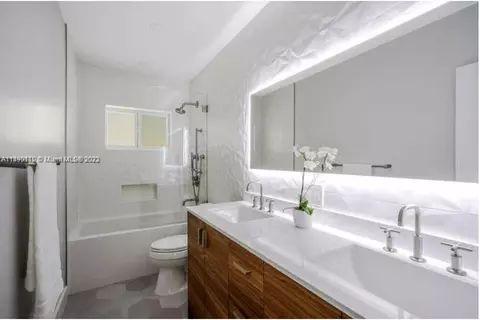 12100 SW 69th Ct, Pinecrest, FL 33156 photo 10