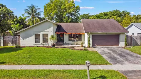 1211 NW 78th Ave, Plantation, FL 33322