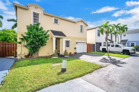 9219 SW 147th Ct, Miami, FL 33196