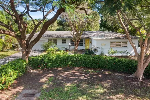 9445 SW 73rd Ave, Pinecrest, FL 33156