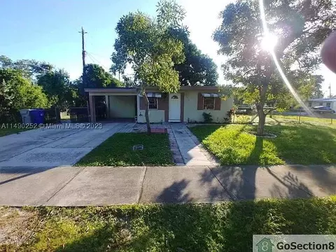 820 NE 3rd Ave, Pompano Beach, FL 33060