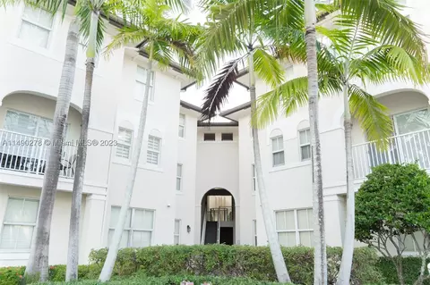 11605 NW 89th St #109, Doral, FL 33178