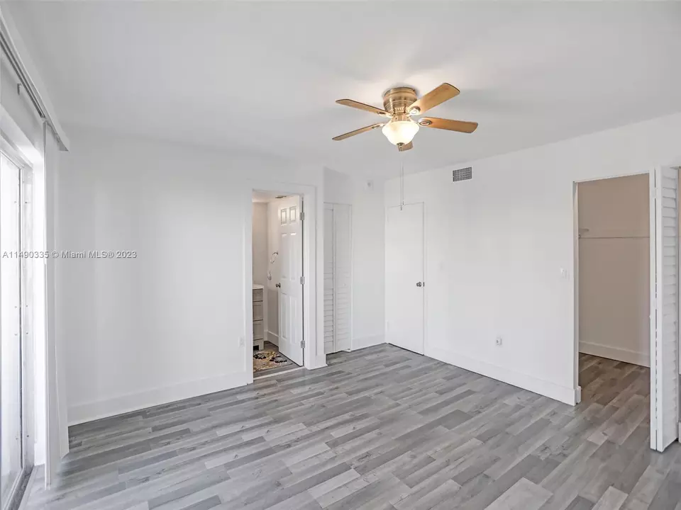  7620 Carlyle Ave #403, Miami Beach, FL 33141 photo 31