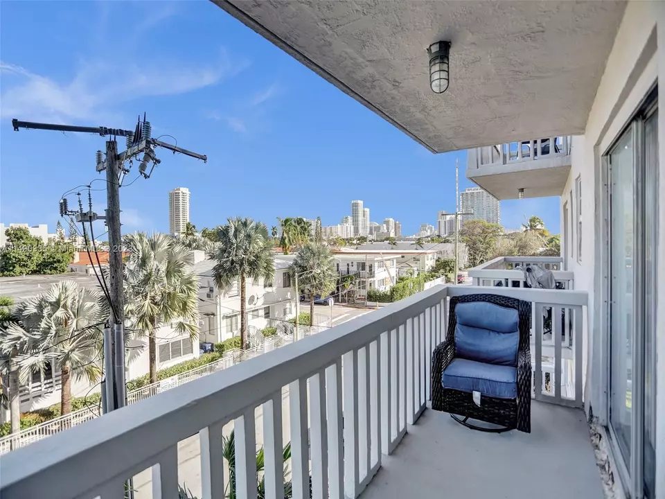  7620 Carlyle Ave #403, Miami Beach, FL 33141 photo 35