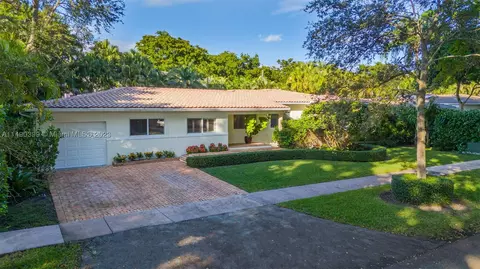 527 Savona Ave, Coral Gables, FL 33146