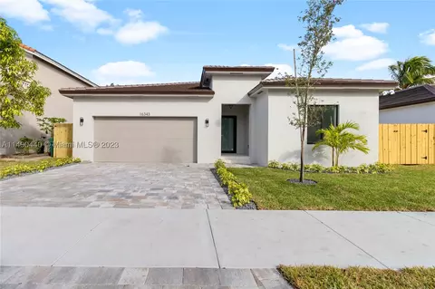 16343 SW 61st Ln, Miami, FL 33193