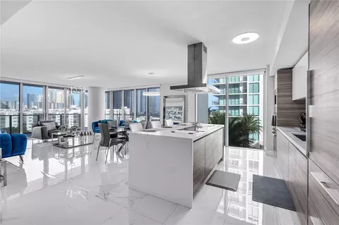 330 Sunny Isles Blvd #5-807, Sunny Isles Beach, FL 33160