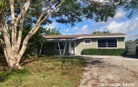 5667 Balfrey Dr, West Palm Beach, FL 33413