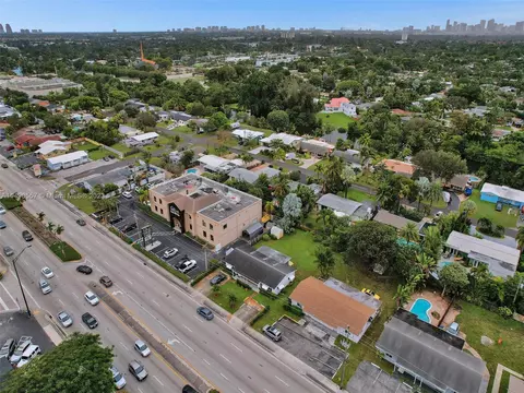 632 W Oakland Park Blvd, Wilton Manors, FL 33311