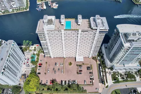 936 Intracoastal Dr #6G, Fort Lauderdale, FL 33304