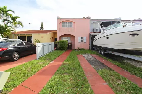 7157 W 19th Ct, Hialeah, FL 33014