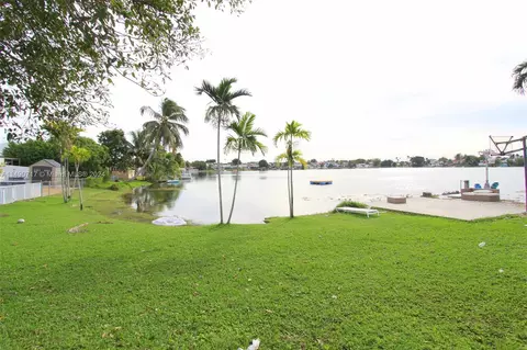 7157 W 19th Ct, Hialeah, FL 33014 photo 18