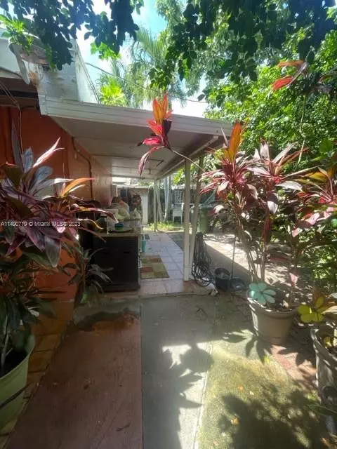 661 E 64th St, Hialeah, FL 33013 photo 23