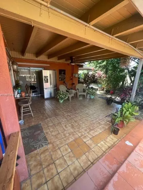661 E 64th St, Hialeah, FL 33013 photo 21