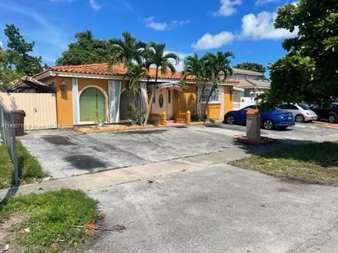 661 E 64th St, Hialeah, FL 33013