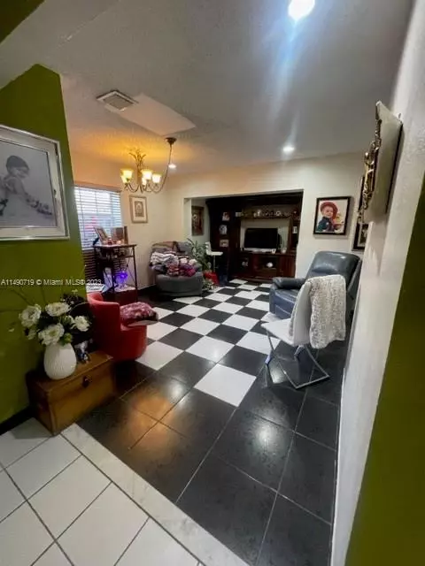 661 E 64th St, Hialeah, FL 33013 photo 13