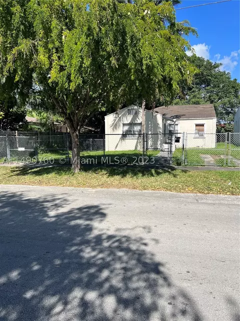 3165 NW 31st St, Miami, FL 33142
