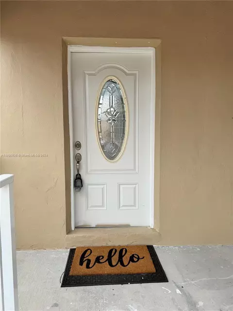 550 SE 2nd St, Hialeah, FL 33010 photo 3
