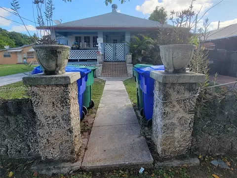 401 NW 23rd Ct, Miami, FL 33125