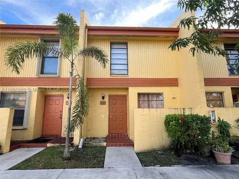 9340 NW 15th Ct #330, Pembroke Pines, FL 33024