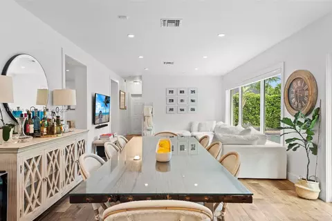 1330 San Remo Ave, Coral Gables, FL 33146