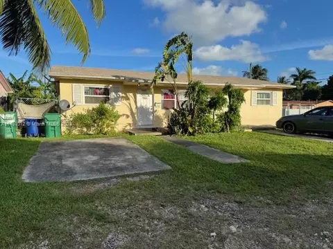 14615-17 NE 14 Ave, Miami, FL 33162