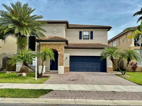 15231 SW 117th Ln, Miami, FL 33196