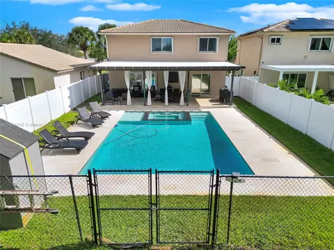 4608 SW 134th Ave, Miramar, FL 33027