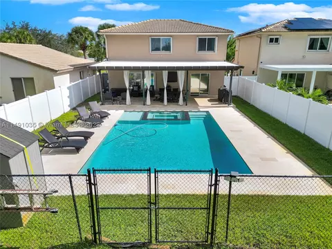 4608 SW 134th Ave, Miramar, FL 33027