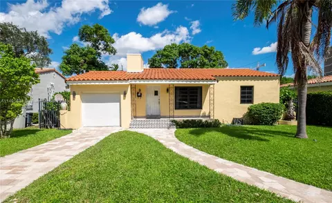 9 Campina Ct, Coral Gables, FL 33134