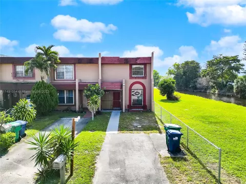 2790 NW 196th St #., Miami Gardens, FL 33056