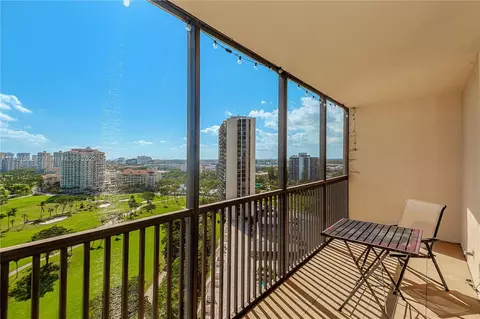 20379 W Country Club Dr #1835, Aventura, FL 33180