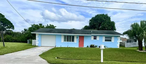 977 SW Sarto Ln, Port Saint Lucie, FL 34953