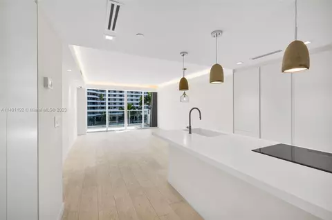 5600 Collins Ave #5A, Miami Beach, FL 33140