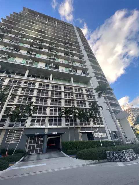 690 SW 1st Ct #3109, Miami, FL 33130
