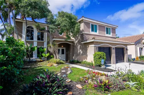 1441 SW 106th Ter, Davie, FL 33324
