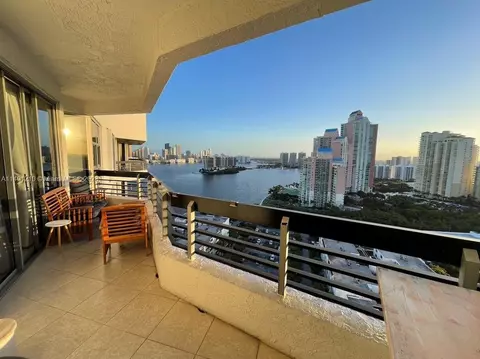 3400 NE 192nd St #PH2, Aventura, FL 33180
