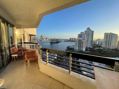 3400 NE 192nd St #PH2, Aventura, FL 33180