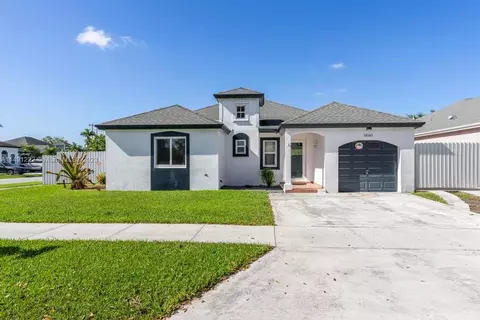 18140 SW 137th Path, Miami, FL 33177