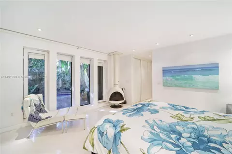 3974 Utopia Ct, Coconut Grove, FL 33133 photo 8