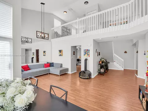 3185 N 36th Ave, Hollywood, FL 33021